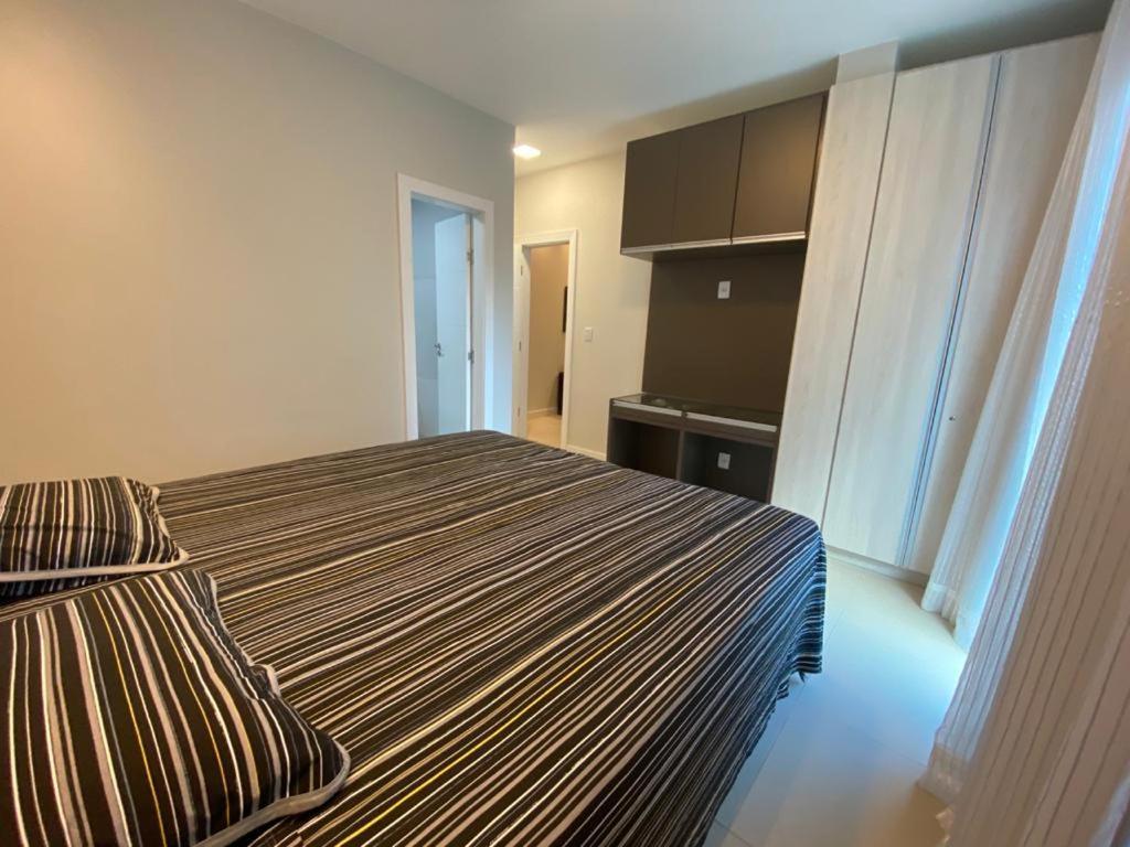 Apartamento Vista Do Mar - Praia Do Forte 卡波布里奥 外观 照片